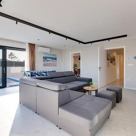 Mathilda By Interhome