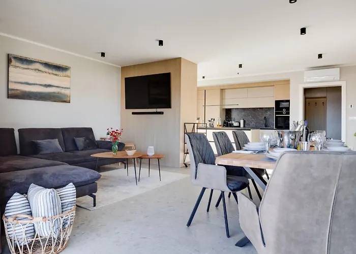 Mathilda By Interhome شيبينيك